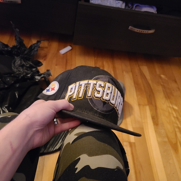 Snapback - Picture 14 of 16